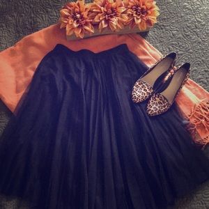 NWT black tulle skit